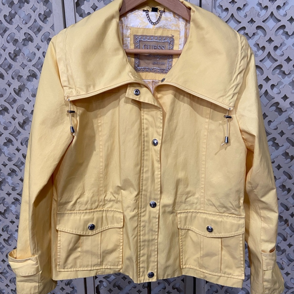GUESS Women's Yellow Rain/Utility Jacket